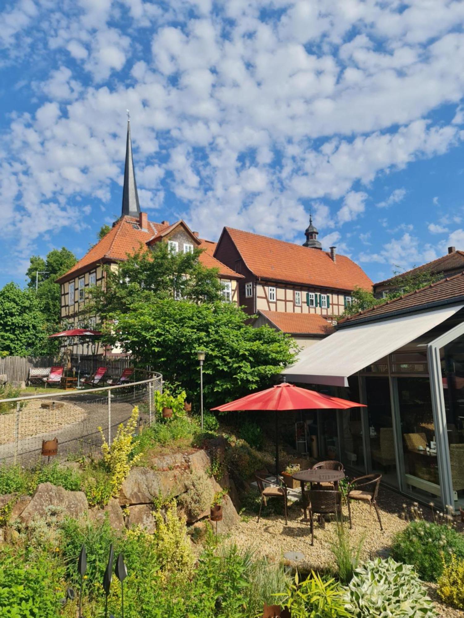 Hotel & Cafe Schachtenburg Schlitz Exterior photo